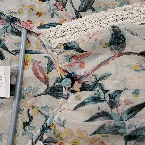 Lauren Conrad Blouse NWOT - Picture 9 of 13